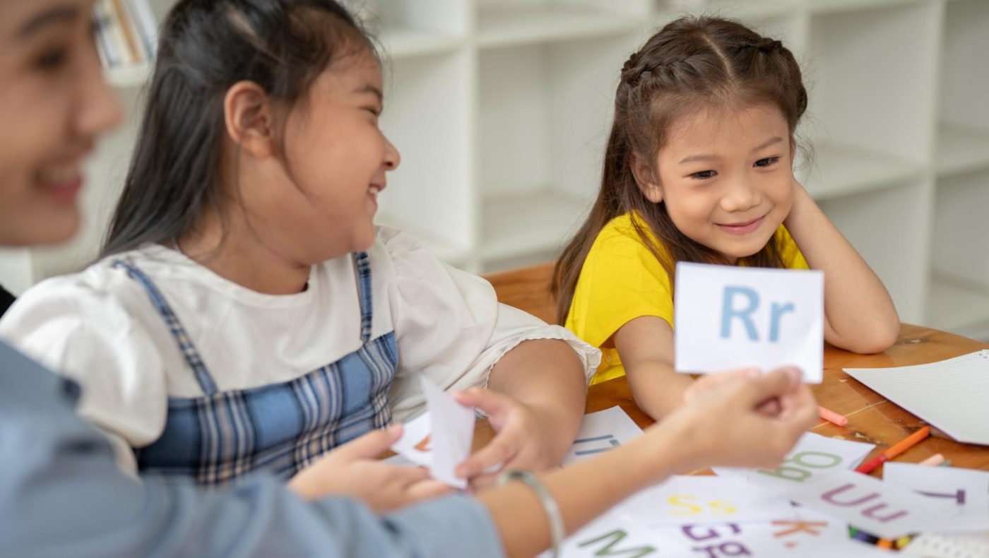 child studying phonics