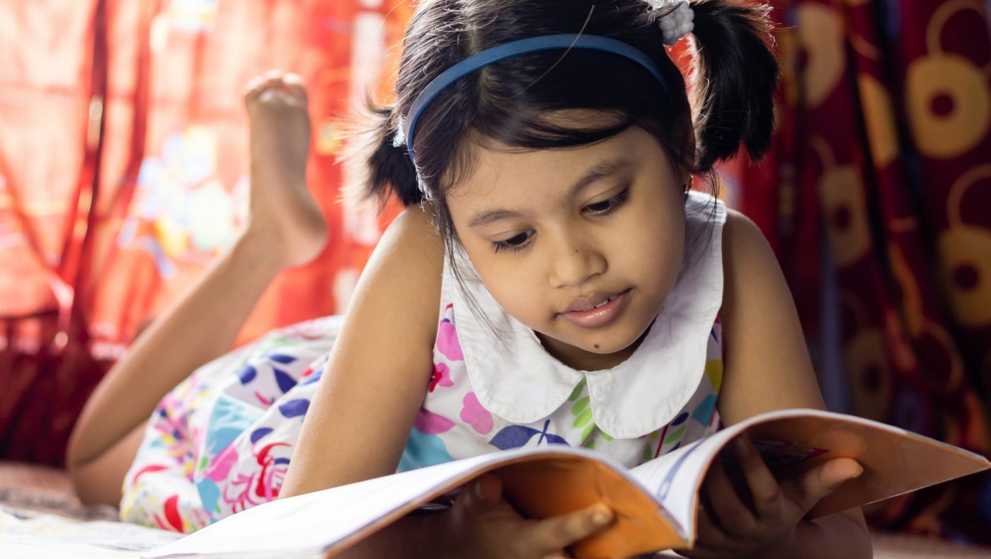 asian child reading